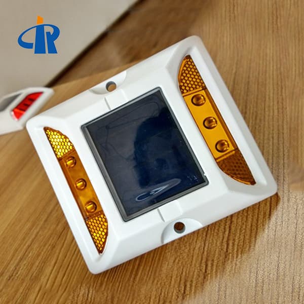 White Solar Stud Light With Stem Price